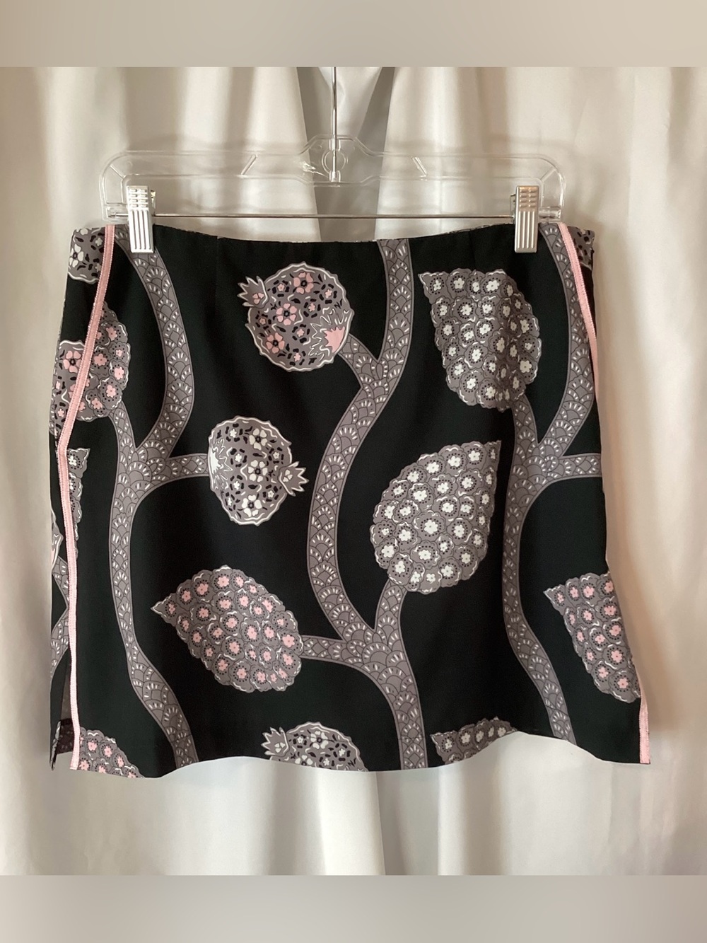Golftini Night Cap Black and Pink Floral Pattern Mini Skort